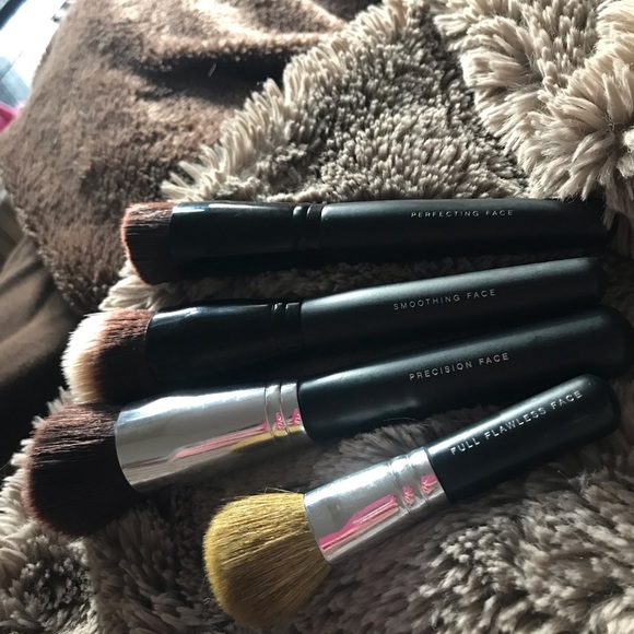 bareMinerals Makeup Bare Minerals Brush Bundle Poshmark